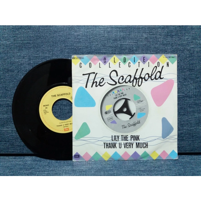 SCAFFOLD LILY THE PINK