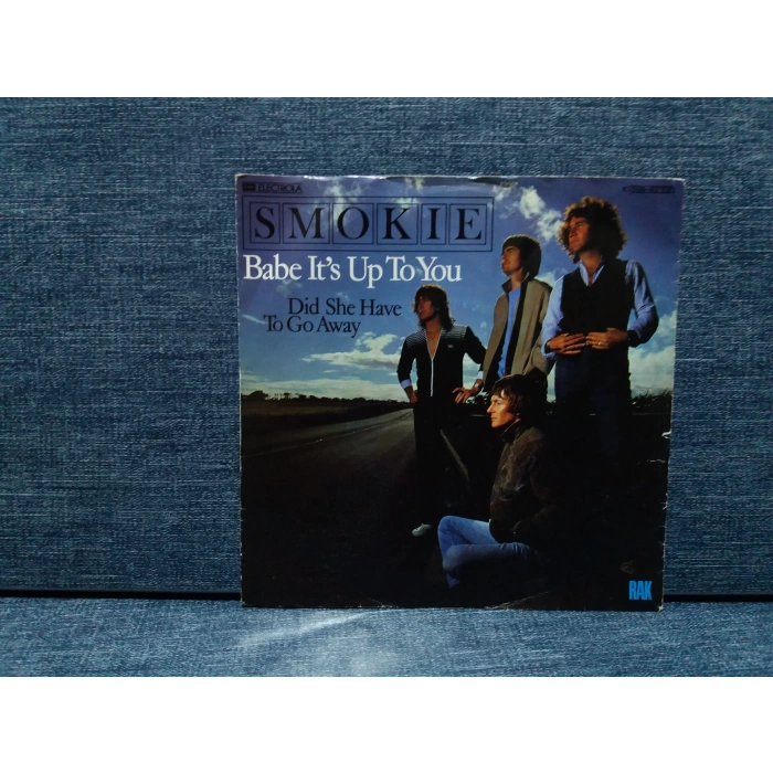 SMOKIE BABE ITS UP