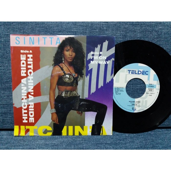 SINITTA HITCHIN A RIDE