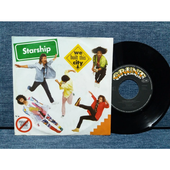 STARSHIP WE BUILT THIS CITY PRIVATE ROOM