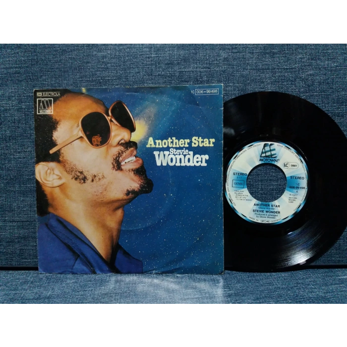 STEVIE WONDER ANOTHER STAR