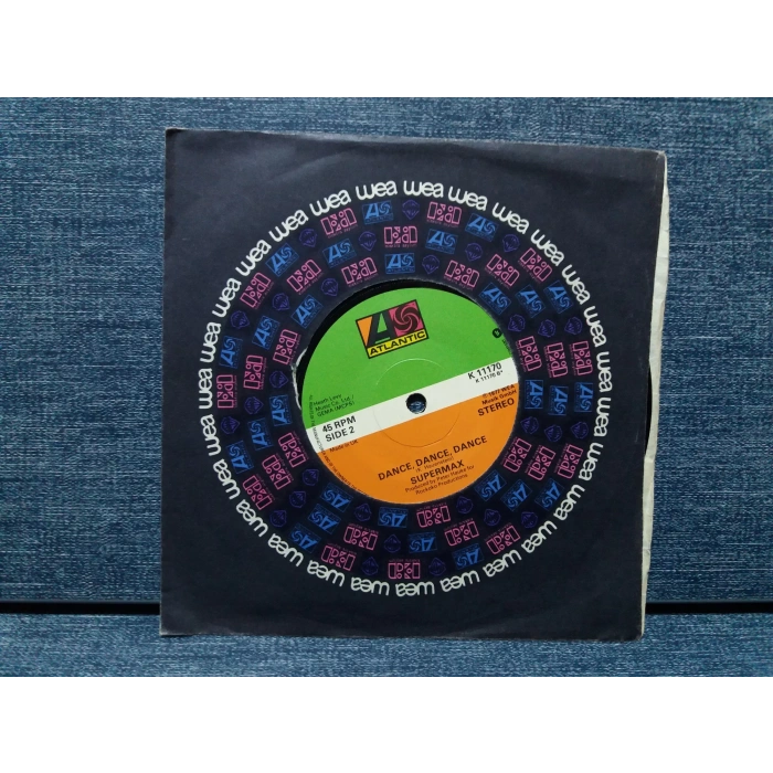 SUPERMAX LOVEMACHINE DANCE