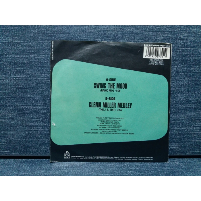 SWING THE MOOD JIVE BUNNY MIX