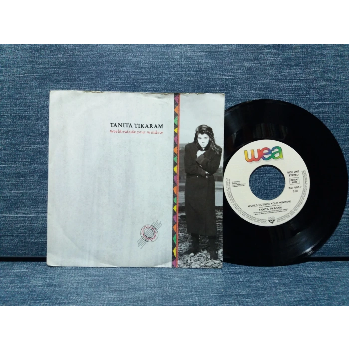 TANITA TIKARAM WORLD OUTSIDE YOUR WINDOW