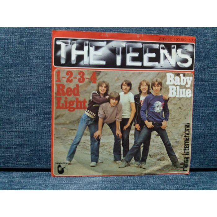 TEENS BABY BLUE RED LIGHT