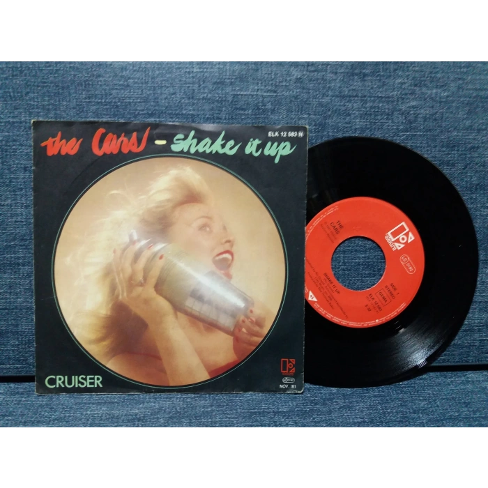 THE CARS SHAKE IT UP