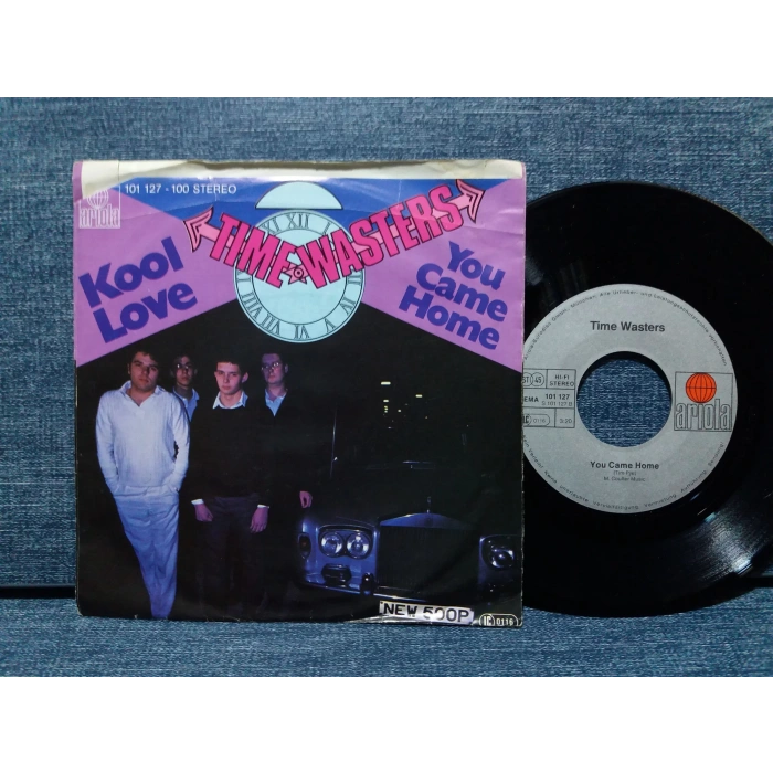 TIME WASTERS KOOL LOVE