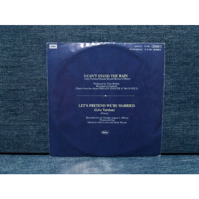 TINA TURNER I CANT STAND THE RAIN