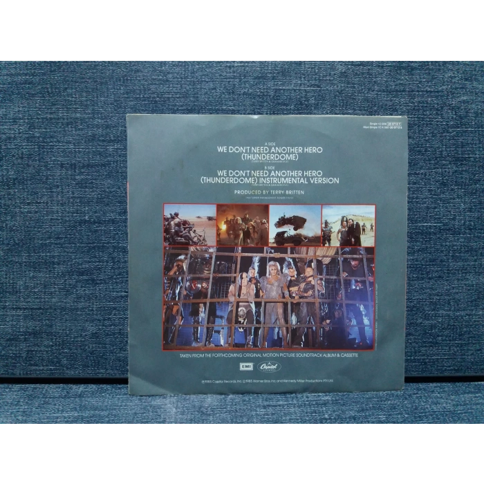 TINA TURNER MAD MAX THUNDERDOME