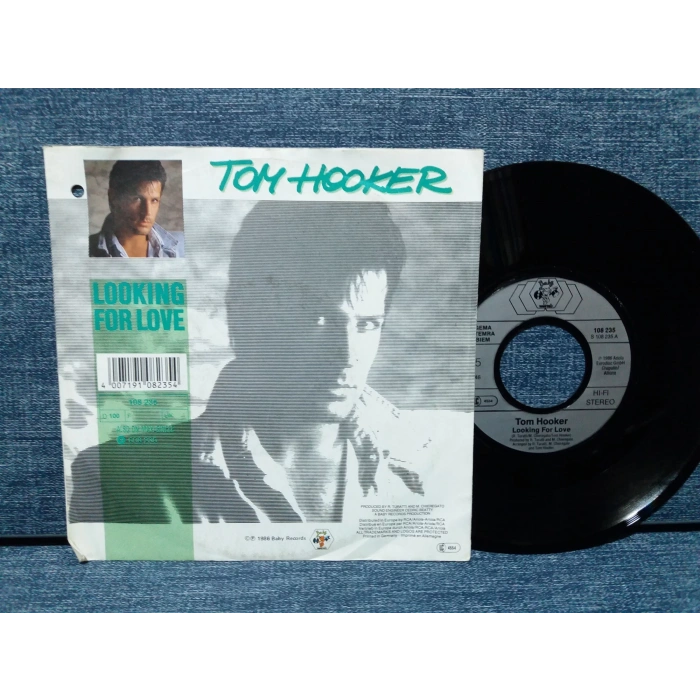TOM HOOKER LOOKING FOR LOVE