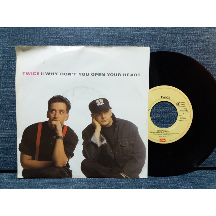 TWICE SLOW TRAIN OPEN YOUR HEART