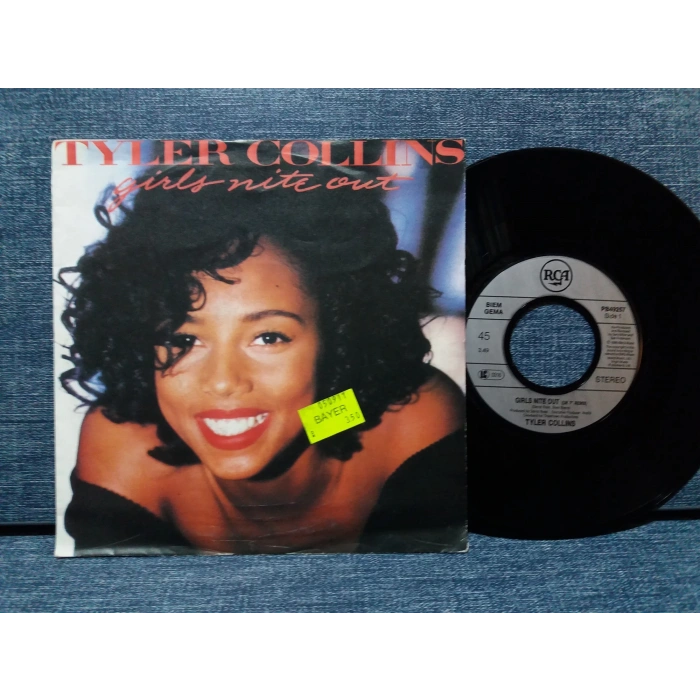 TYLER COLLINS GIRLS NITE OUT