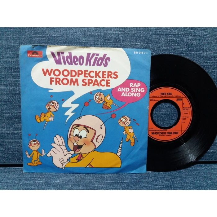 VIDEO KIDS WOODPECKERS FROM SPACE