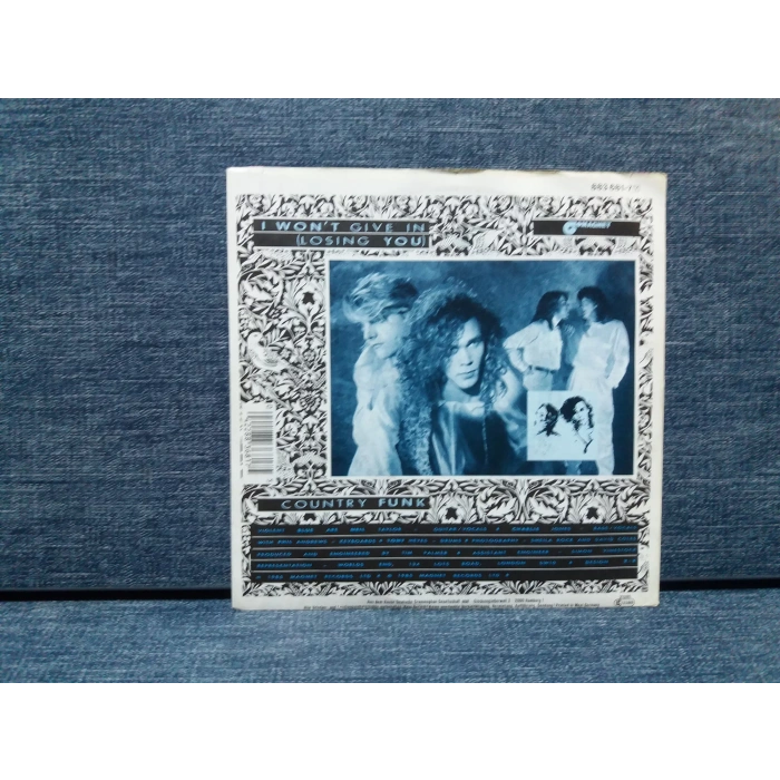 VIOLENT I WONT GIVE IN BLUE LOSING YOU