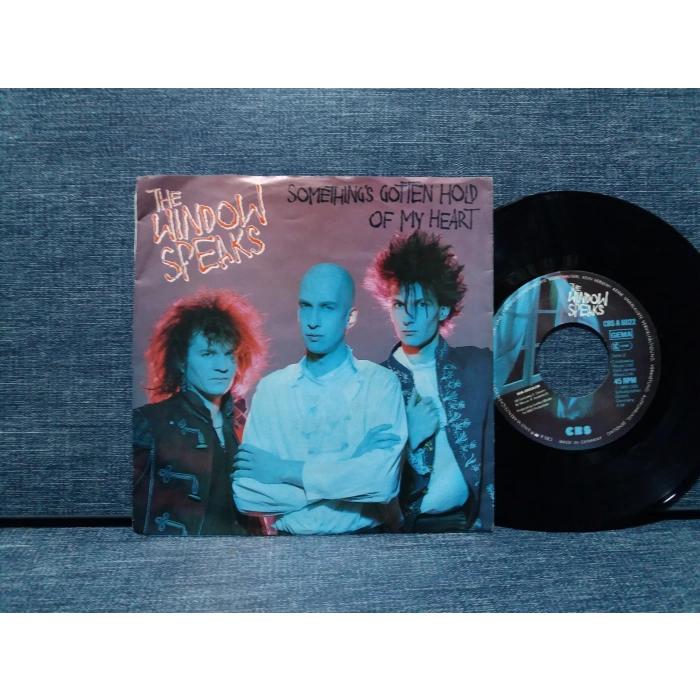 WINDOW SPEAKS SOMETHINGS GOTTEN - JERUSALEM