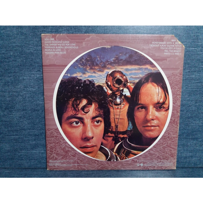 10 cc DECEPTIVE BENDS MUSIC LP