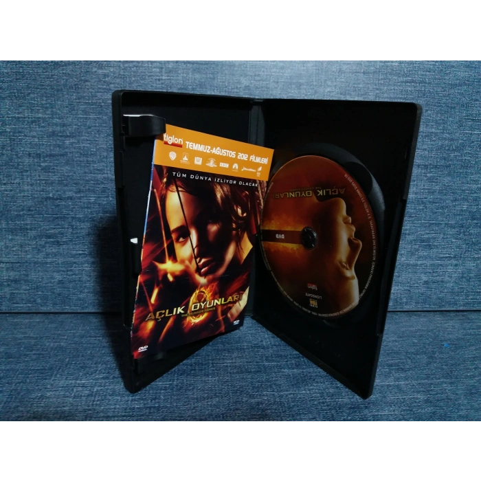 AÇLIK OYUNLARI DVD FİLM