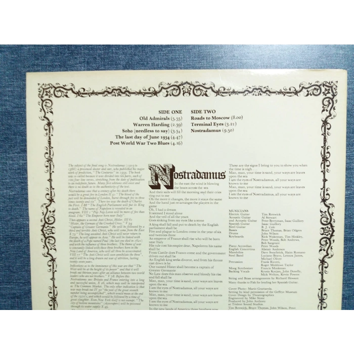 AL STEWART PAST PRESENT FUTURE LP (U.K PRESS)