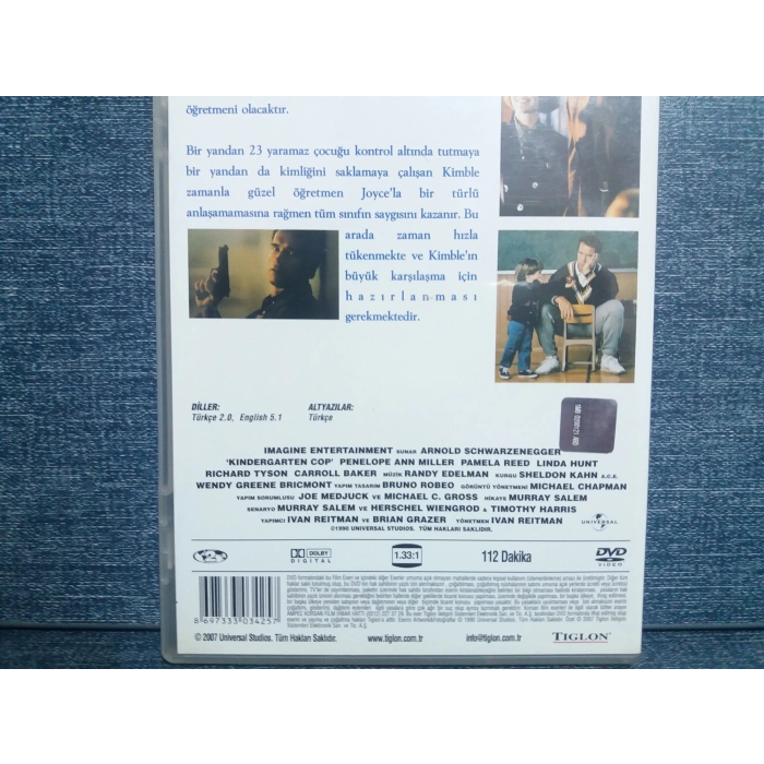 ANAOKULU POLİSİ DVD FİLM