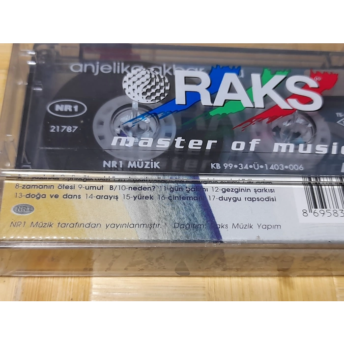 ANJELIKA AKBAR SU MÜZİK KASET