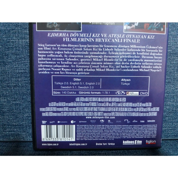 ARI KOVANINA ÇOMAK SOKAN KIZ DVD FİLM