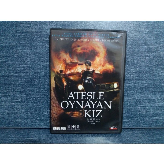 ATEŞLE OYNAYAN KIZ DVD FİLM