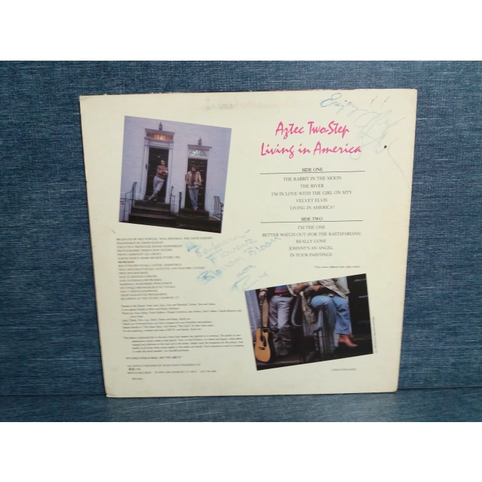 AZTEC TWO STEP LIVING MUSIC LP
