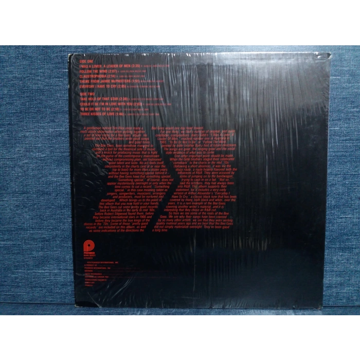 BEE GEES TAKE HOLD OF THAT STAR MUSIC LP