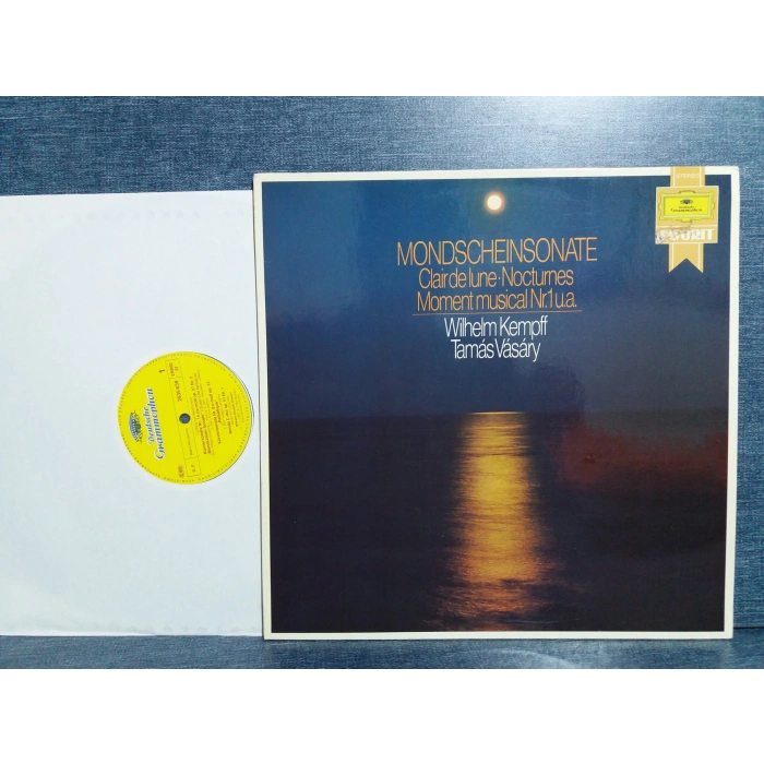 BEETHOVEN MOONLIGHT SONATA CHOPIN NOCTURNES