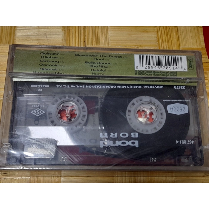 BOND BORN MÜZİK KASET