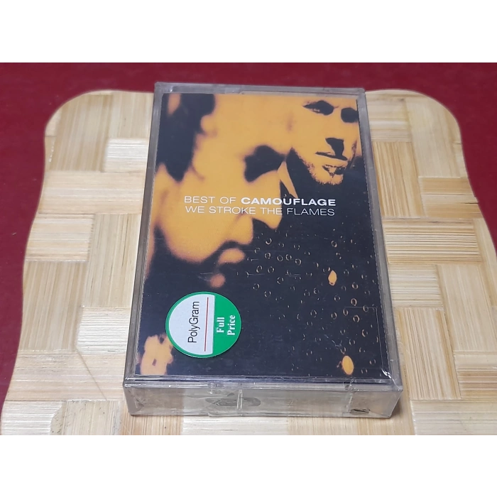 CAMOUFLAGE WE STROKE THE FLAMES MÜZİK KASET