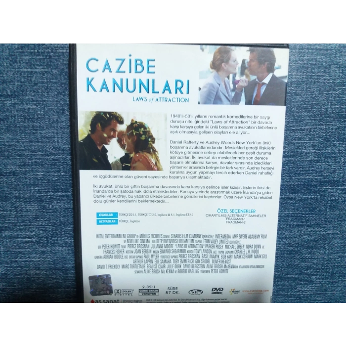 CAZİBE KANUNLARI DVD FİLM