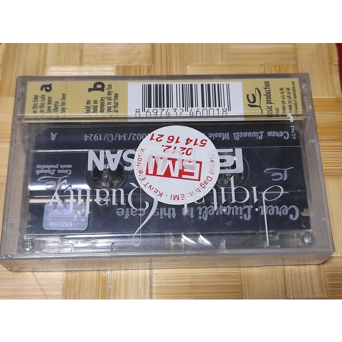 CEREN LİVANELİ IN THIS CAFE MÜZİK KASET