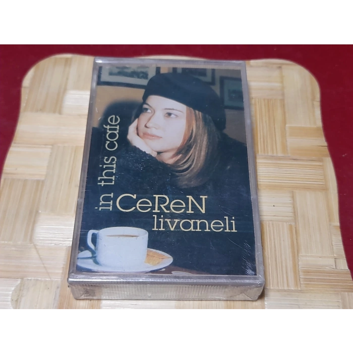 CEREN LİVANELİ IN THIS CAFE MÜZİK KASET