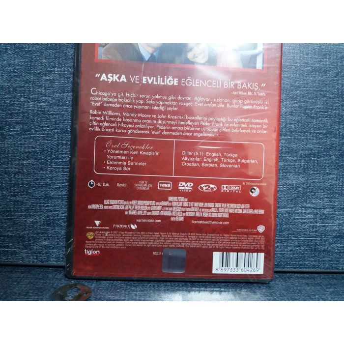 ÇIK ARAMIZDAN ROBIN WILLIAMS  DVD FİLM (SIFIR)