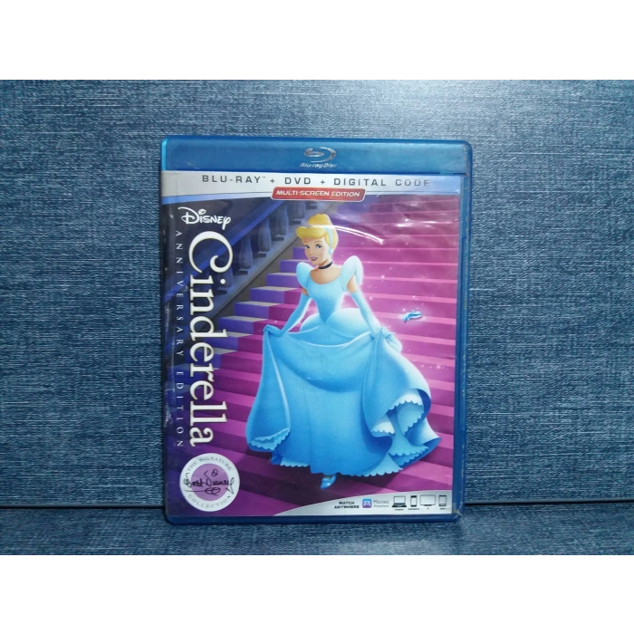 CINDERELLA BLURAY FILM + DVD (İNGİLİZCE)