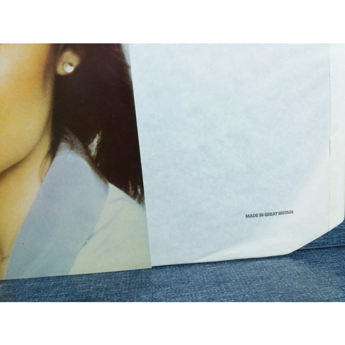 CRYSTAL GAYLE LOVE SONGS MUSIC LP ( İNGİLİZ COPYA)