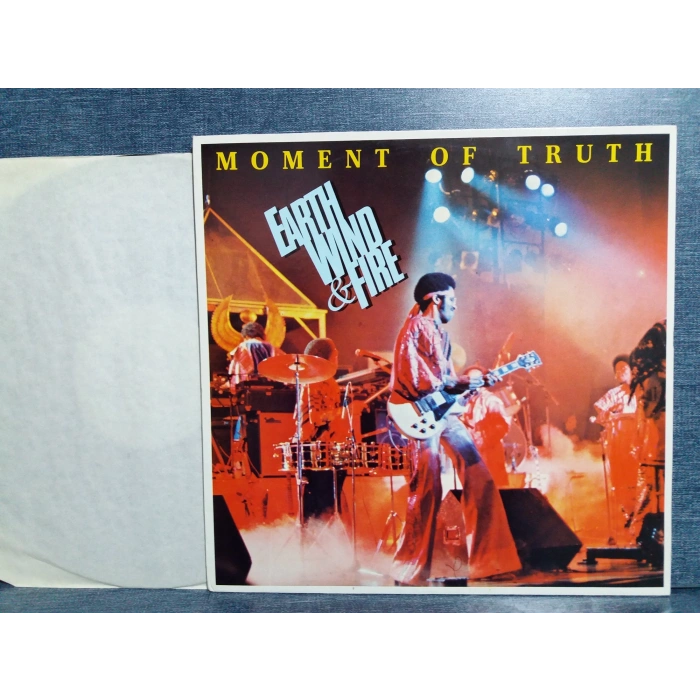 EARTH WIND FIRE MOMENT OF TRUTH LP