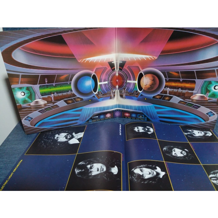 ELECTRIC LIGHT ORCHESTRA OUT OF THE BLUE 2 LP