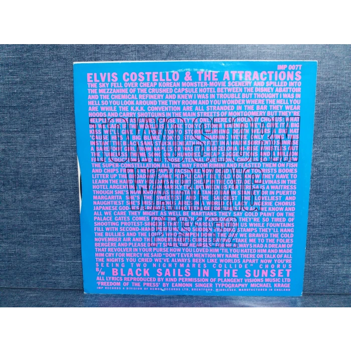 ELVIS COSTELLO THE ATTRACTIONS  MAXI LP