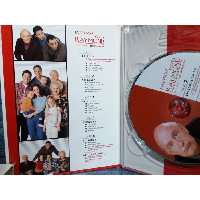 EVERBODY LOVES RAYMOND 1.SEZON 5 CD BOX DVD (İNGİLİZCE)
