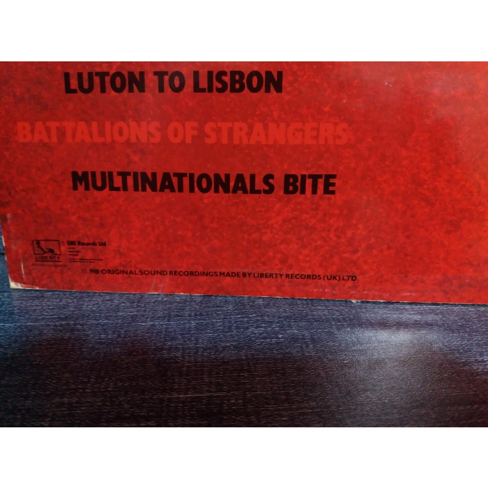 FISCHER Z RED SKIES OVER PARADISE LP ( UK TOP COPY )