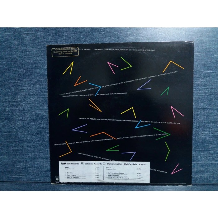 GARYS GANG KEEP ON DANCIN MUSIC LP