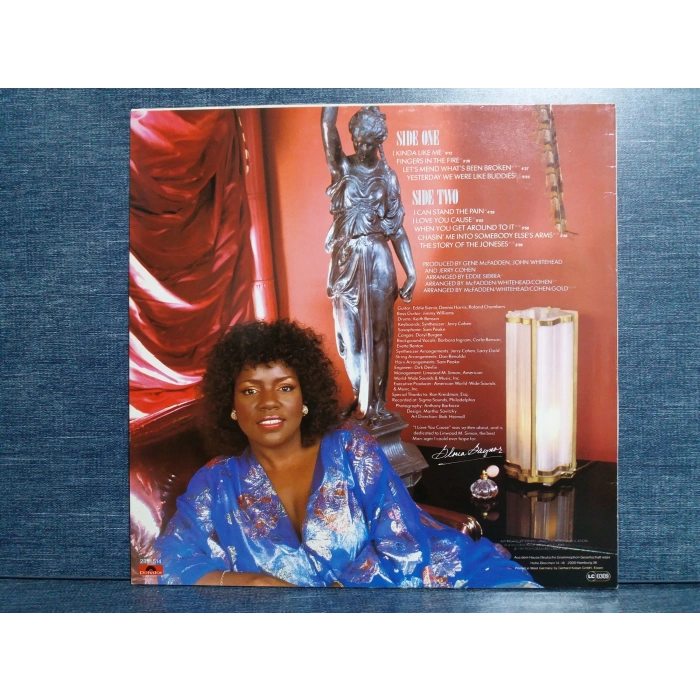 GLORIA GAYNOR A KINDA LAKE ME MUSIC LP