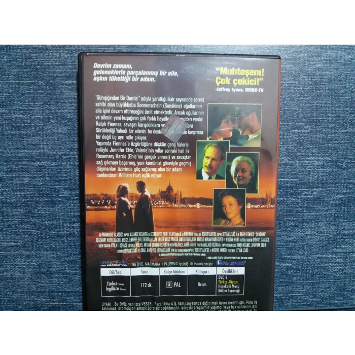 GÜN IŞIĞINDAN BİR DAMLA DVD FİLM