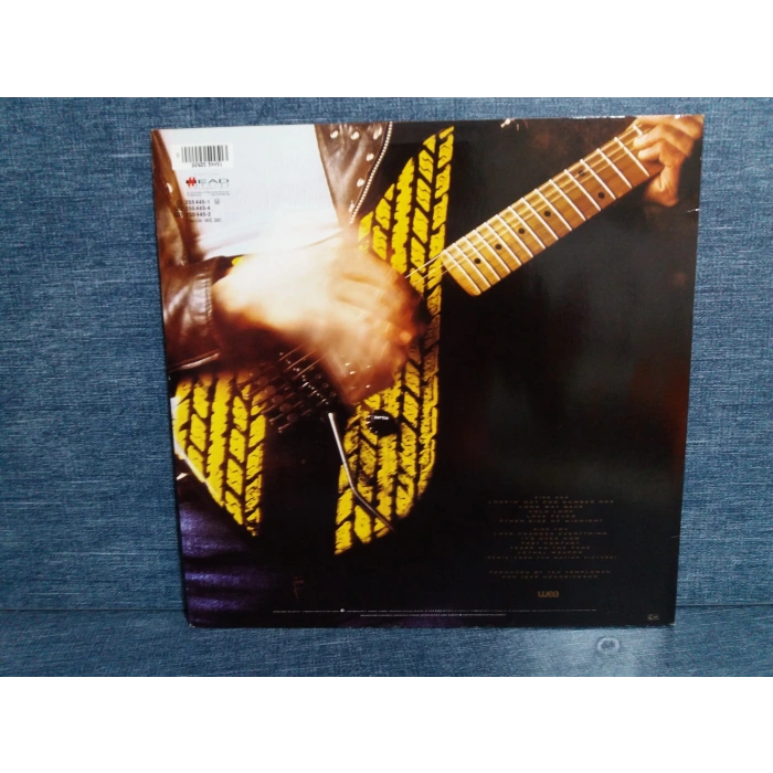 HONEYMOON SUITE RACING AFTER MIDNIGHT