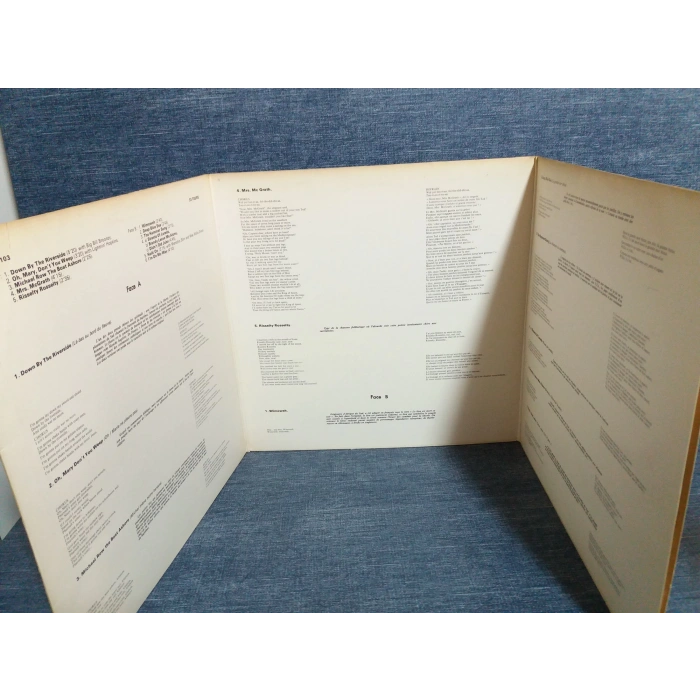 HOOTENANNY WITH PETE SEEGER MUSIC LP