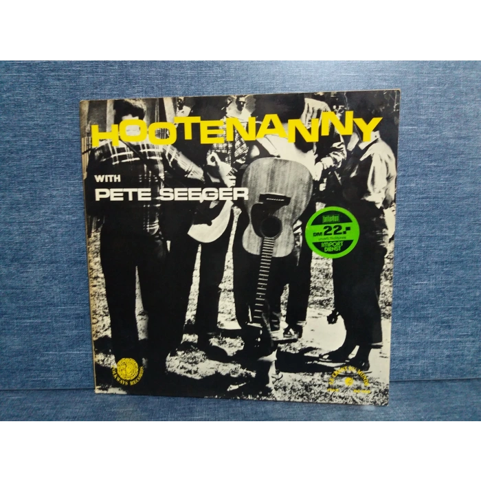 HOOTENANNY WITH PETE SEEGER MUSIC LP