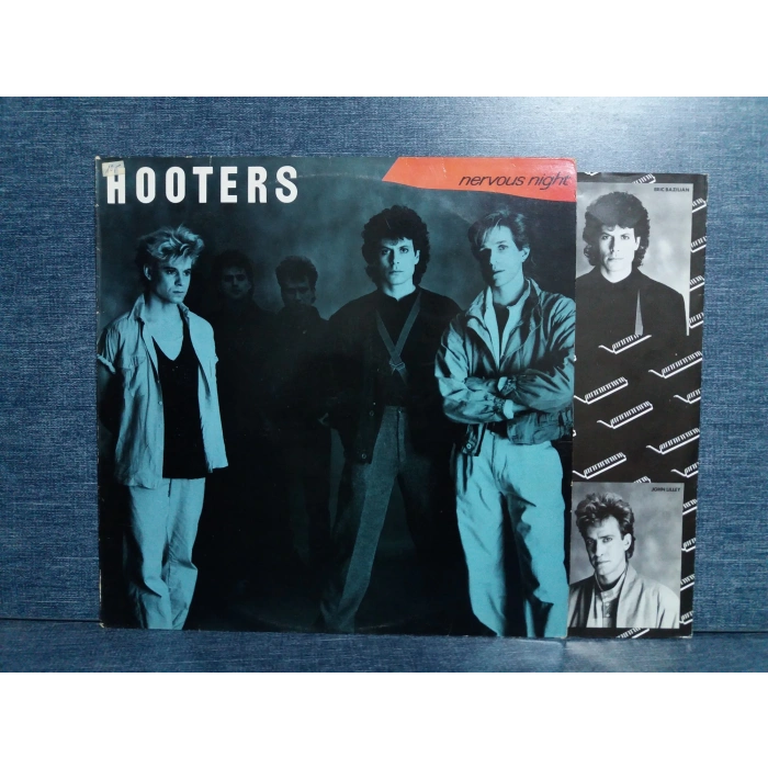 HOOTERS NERVOUS NIGHT MUSIC LP