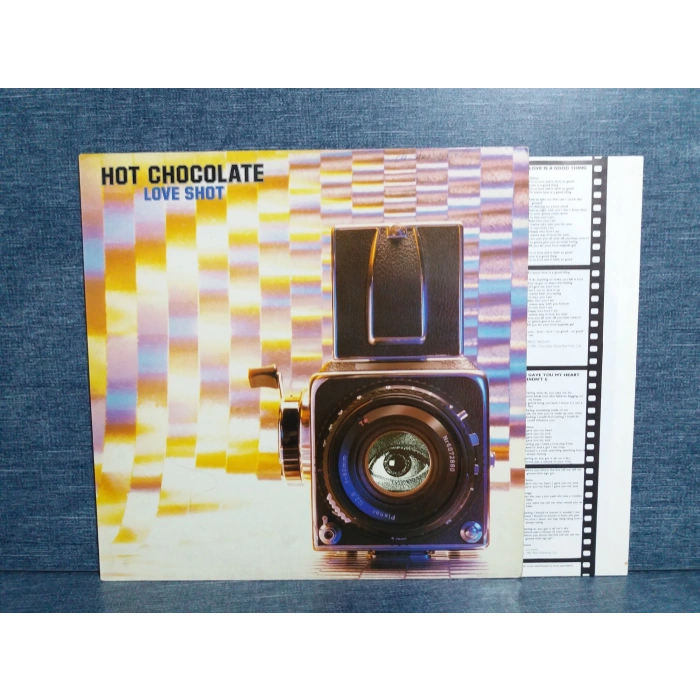 HOT CHOCOLATE LOVE SHOT